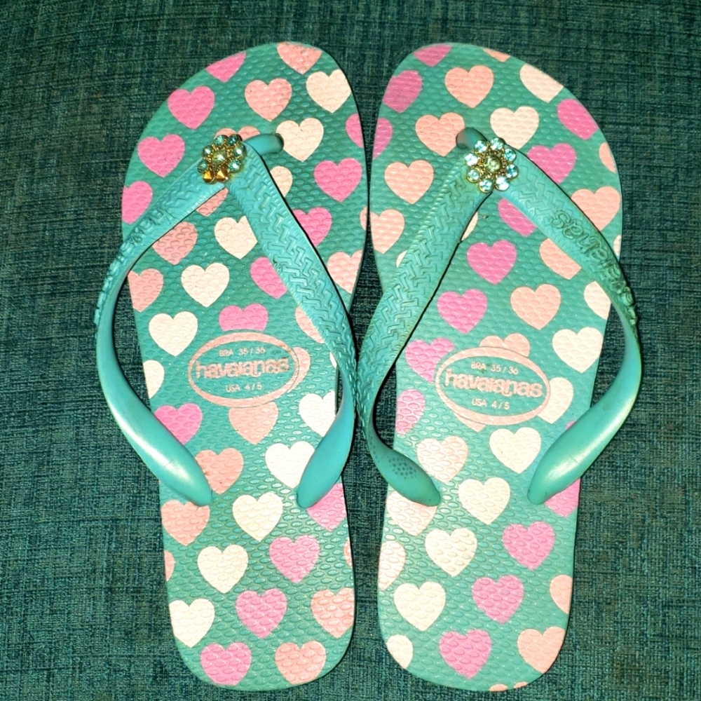 GUC jeweled Havaianas